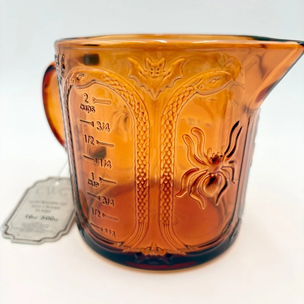 Cook With Color Halloween Amber Glass Measuring Cup 16oz Gothic Bat Spider Snake